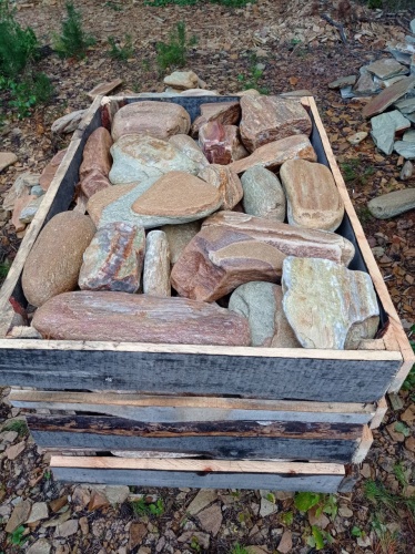 Златолит жёлтый, жёлто-зелёный глыбки и валуны для ланшафтного дизайна купить в Тавде