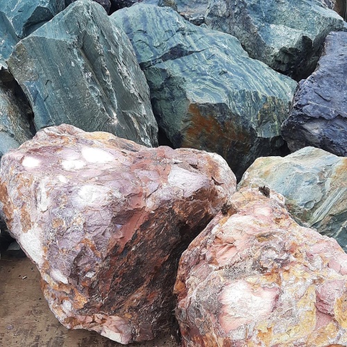 Ландшафтные глыбы красно-фиолетовые 200-1000 килограмм купить в Тавде