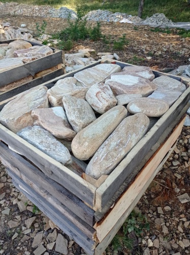 Златолит жёлтый, жёлто-зелёный глыбки и валуны для ланшафтного дизайна купить в Тавде