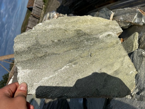 Плитняк златолит зелёный для цоколя, отмостки купить в Тавде