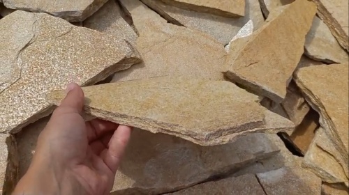 Плитняк златолит жёлтый для цоколя купить в Тавде