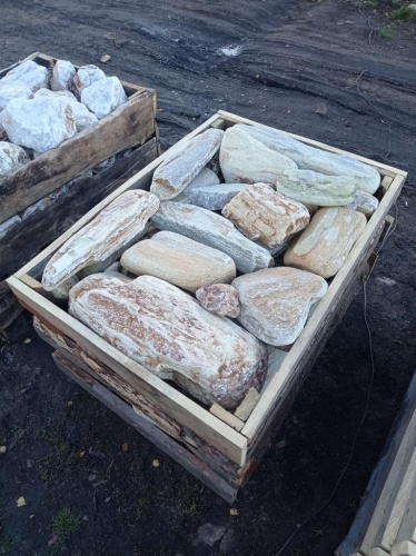 Златолит жёлтый, жёлто-зелёный глыбки и валуны для ланшафтного дизайна купить в Тавде