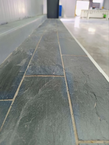 Плитка чёрная из натурального камня фасадная 30 см * 5 см, толщина 7 мм -30 мм купить в Тавде